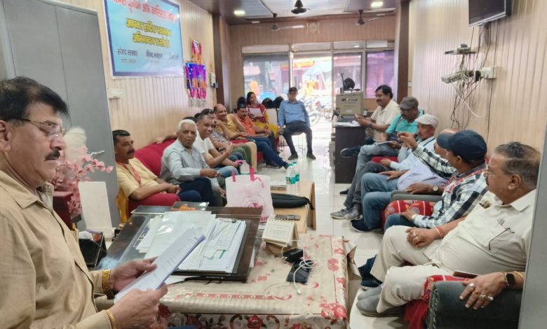 प्रेस क्लब हल्द्वानी की बैठक मे मुख्य्मंत्री द्वारा पत्रकार कल्याण कोष मे जमा राशि को दस करोड़ किये जाने पर सभी पत्रकरो ने आभार जताया।